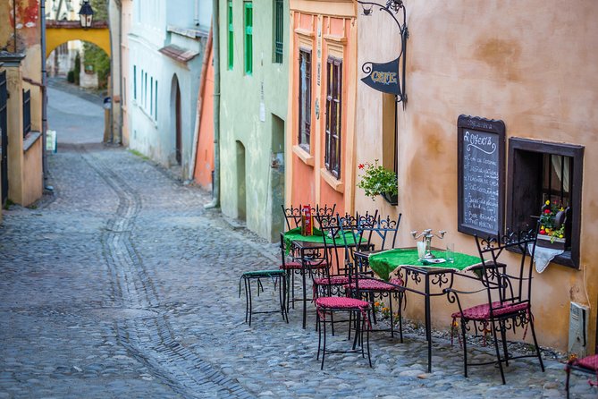 2-Day Transylvania from Bucharest: Brasov, Bran, Sighisoara - Bran Castle and the Dracula question