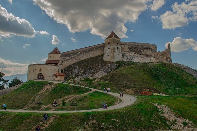 3-Castle: Peles,Bran,Rasnov,Sinaia Monastery from Brasov w pickup - Small-group transport and the value of a guide