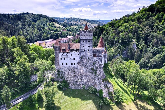 3-Castle: Peles,Bran,Rasnov,Sinaia Monastery from Brasov w pickup - Tickets, lunch, and the real price