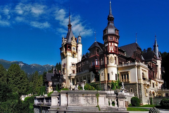 3-Day Transylvania Tour with Dracula's Castle - Peleș Castle: the architectural highlight
