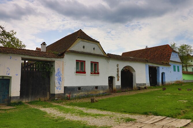 3 Days UNESCO Tour of Transylvania. Private tour from Bucharest - Day two, Saxon villages and the citadel of Alba Iulia