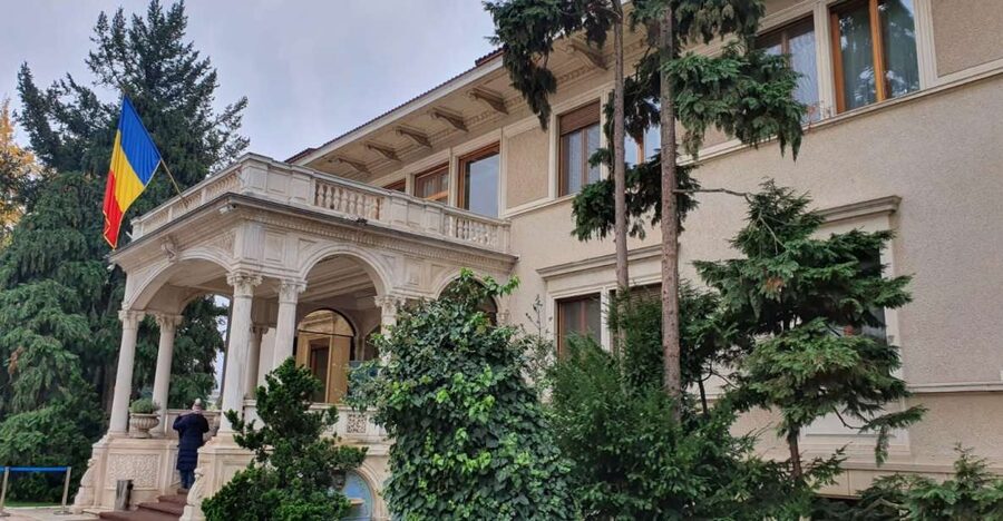 6h Communism Tour in Bucharest with Ceausescu Mansion - Key points to know before booking