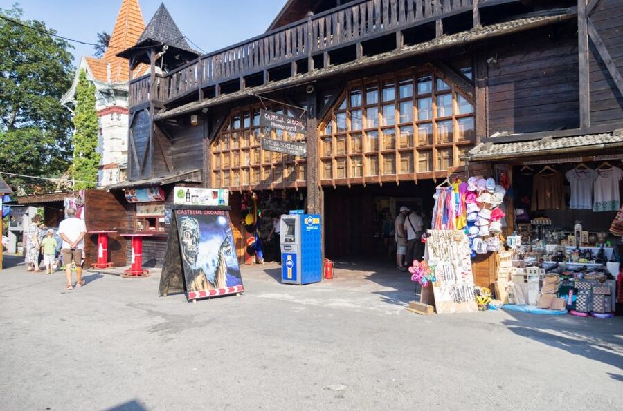 7h Dracula's Castle Private Tour from Bucharest - Fast Tour - Sinaia Monastery adds more than a photo stop