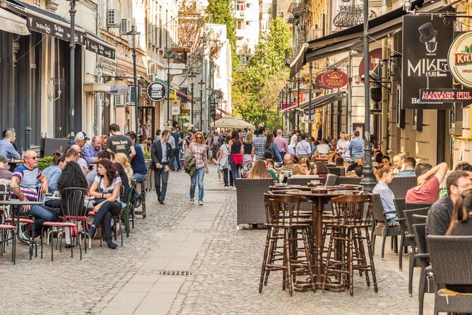 Best Walking Tour of Bucharest's City Center - 2.5 hours - What the walking pace feels like