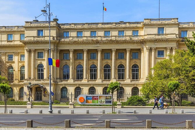 Best Walking Tour of Bucharest's City Center - 2.5 hours - The reliability question you should take seriously