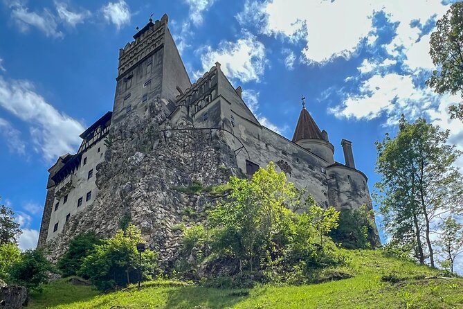 Bran (Dracula) Castle, Bear Sanctuary, Rasnov Fortress & Palinca Distillery - Guides, group size, and the feel of the day