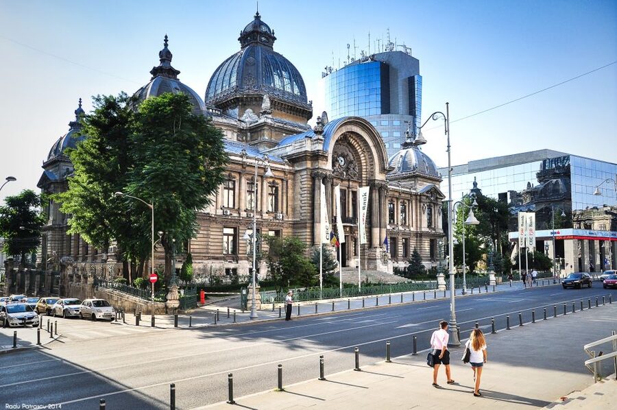 Bucharest: 2-Hour City Highlights Bike Tour - The guides make the difference