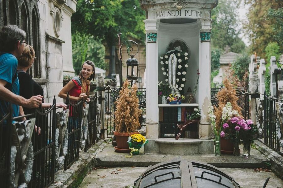 Bucharest: 3-Hour Dark History Tour with a Local - Key points to know before you book