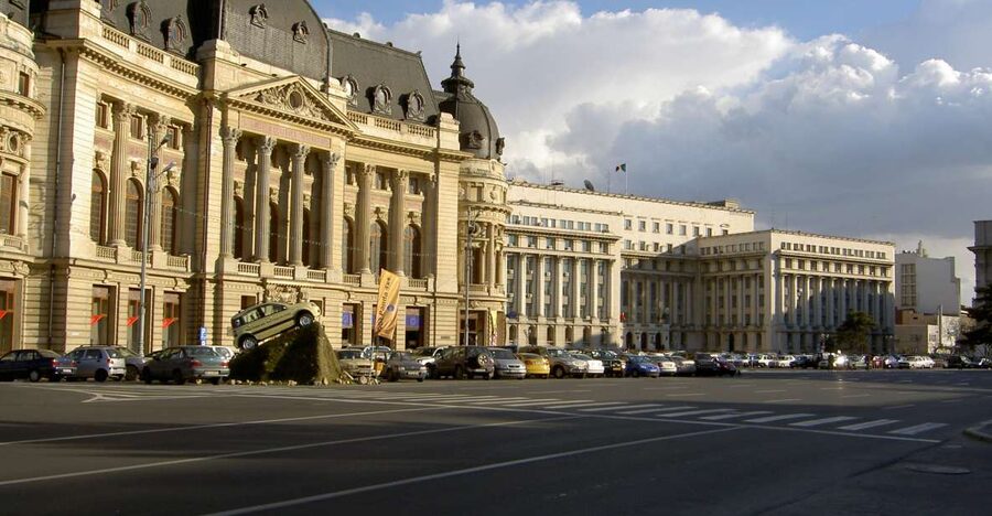 Bucharest: City Highlights Guided Walking Tour - Revolution Square and the end of Communist rule