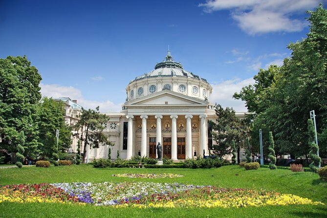 Bucharest Discovery morning tour - Revolution Square and the weight of 1989
