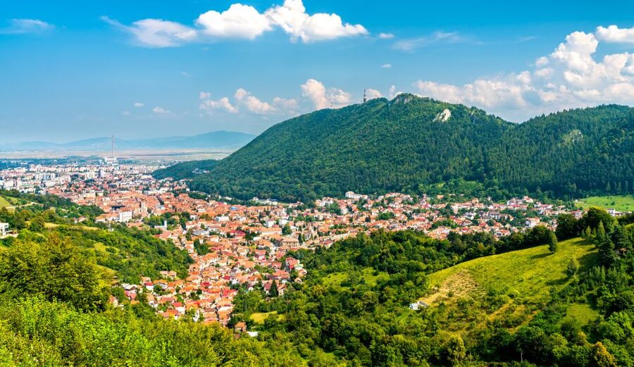 Bucharest: Dracula Castle, Peles Castle & Brasov Guided Tour - Who should book this experience?