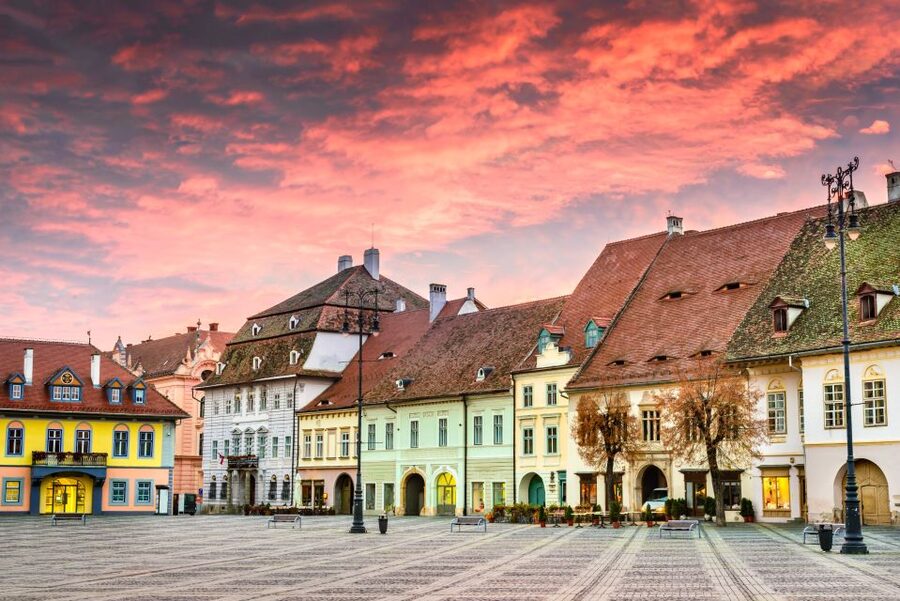 Bucharest: Dracula Castle, Peles Castle & Brasov Guided Tour - The long return to Bucharest