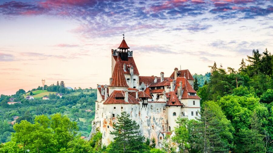 Bucharest: Dracula's Castle, Peles Castle, & Brasov Old Town - Bran Castle and the real Dracula connection