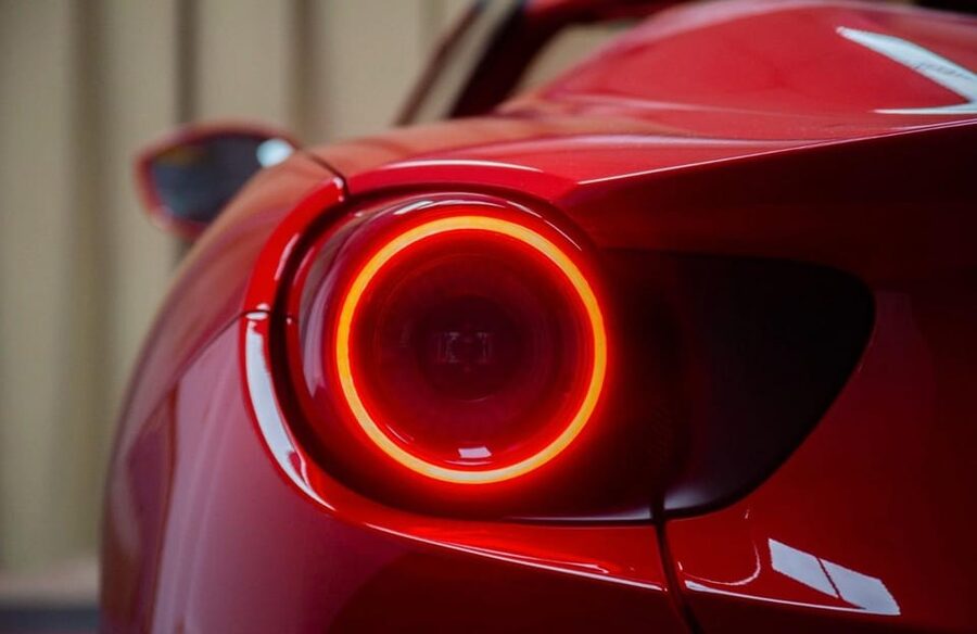 Bucharest: Ferrari Driving Experience - MEDIUM 30min - University Square and Romana Square