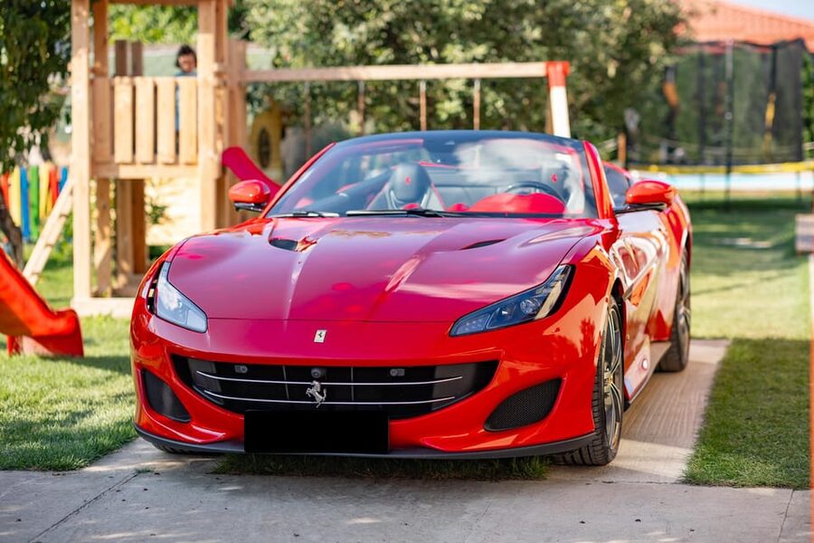 Bucharest: Ferrari Driving Experience - MEDIUM 30min - Piața Alba Iulia and the first stretch of road