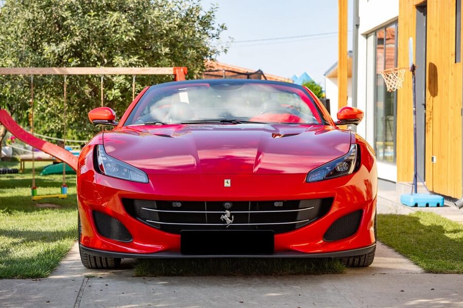Bucharest: Ferrari Driving Experience - SHORT 10min - What driving a Ferrari in central Bucharest feels like