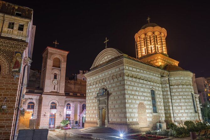 Bucharest: Ghost Hunt Quest Experience - Cișmigiu Park adds a quieter pause