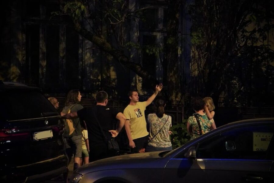 Bucharest: Ghost Stories & Romanian Mythology Walking Tour - Bucharest after dark, with more folklore than theatrics
