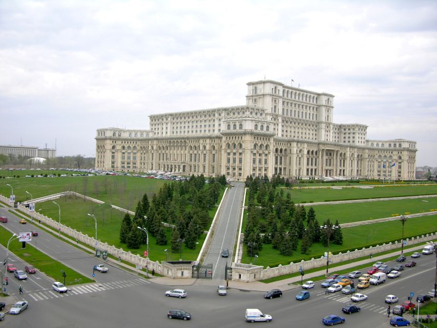 Bucharest: Half-Day Sightseeing Tour - Victory Avenue and Bucharest’s grand squares