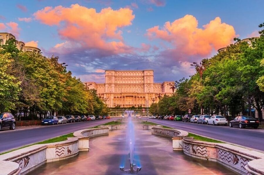 Bucharest : Highlights & Hidden Gems Walking Tour - The missing middle makes this a brisk city introduction