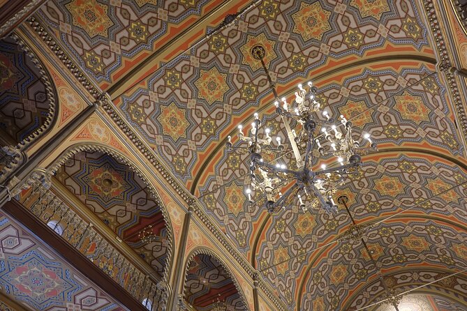 Bucharest Jewish Heritage Private Walking Tour - A Short Pause at Avraham Kosher