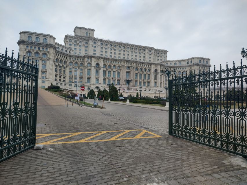Bucharest: Palace of Parliament Tickets and Guided Tour - Meeting the tour and getting through security