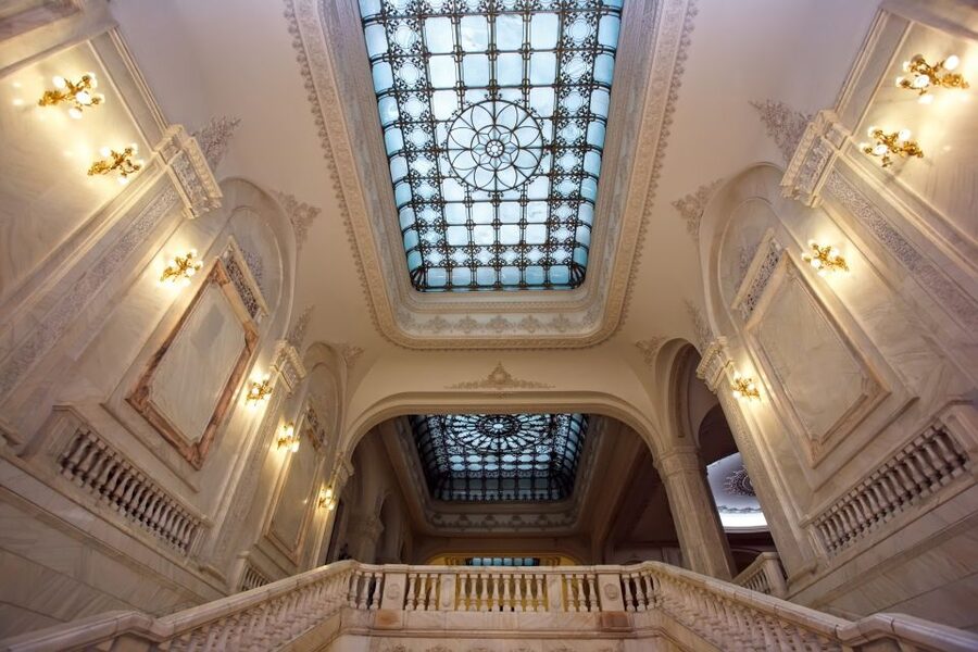 Bucharest: Parliament Palace Skip-the-line Ticket - The pace, group size, and stairs