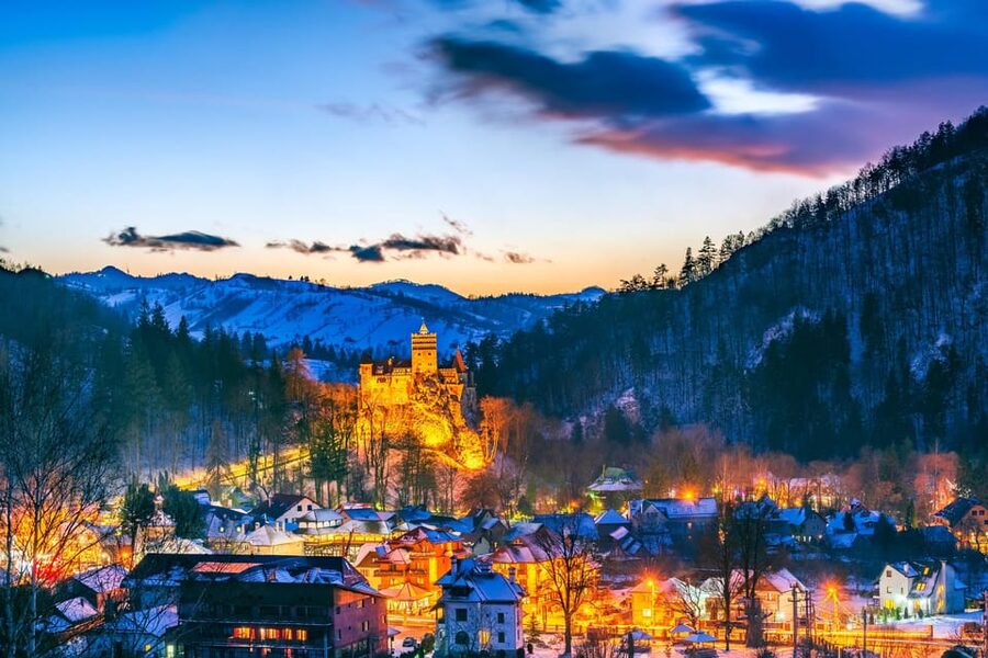 Bucharest : Peles Castle, Dracula's Castle & Brasov Day Trip - What to bring and how to prepare