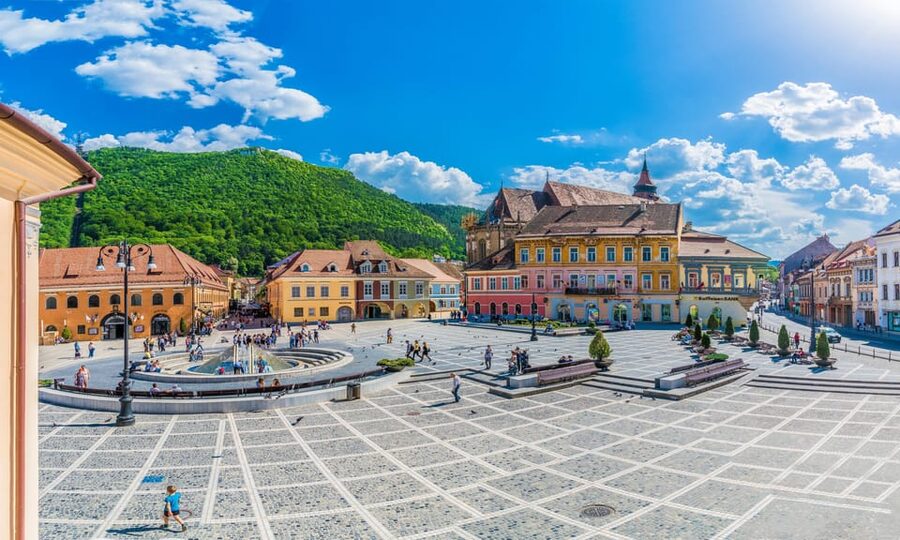 Bucharest: Peles & Dracula's Castle and Brasov Full-Day Trip - Time, traffic, and the real cost of the day