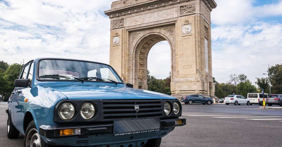 Bucharest: Private Communist Tour in a Romanian Vintage Car - Casa Presei and the wide boulevards