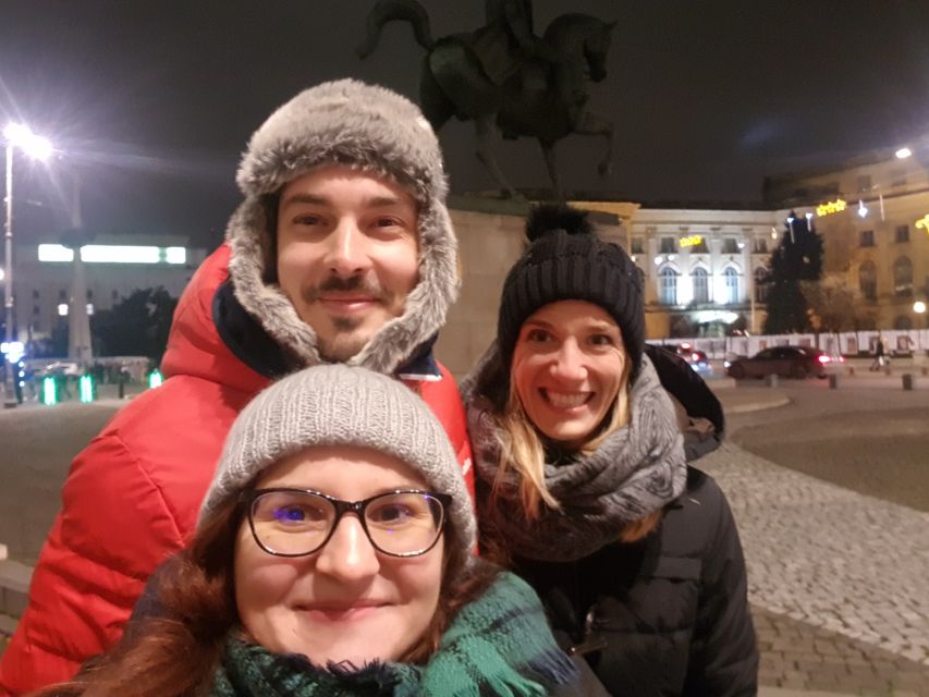 Bucharest: Relics of Communism 3-Hour Walking Tour - Piața Unirii and the daily business of getting by