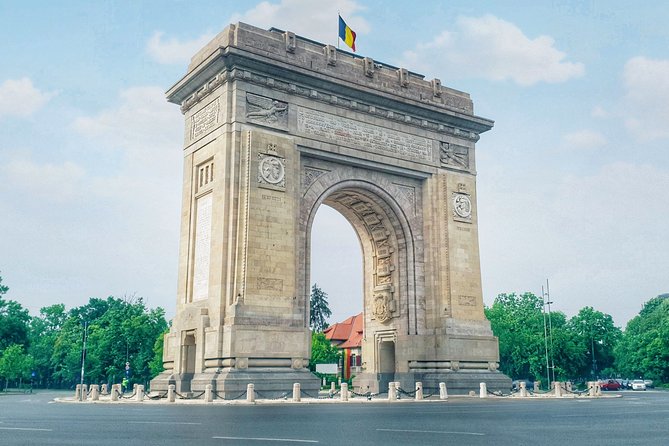 Bucharest's Most Popular - Panoramic Express PrivateTour - Revolution Square and the fall of communism