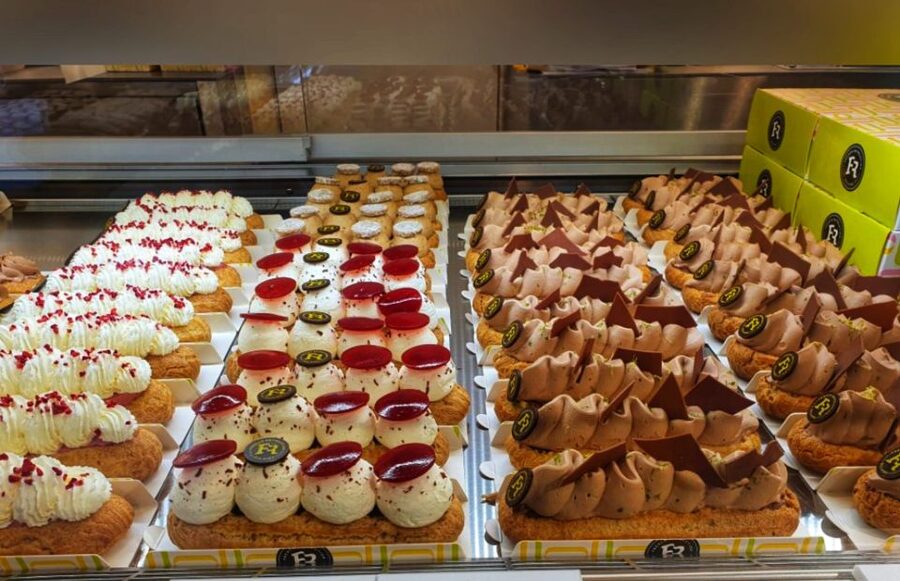 Bucharest: Sweet Delights History and Desserts Walking Tour - Carol I and the royal story