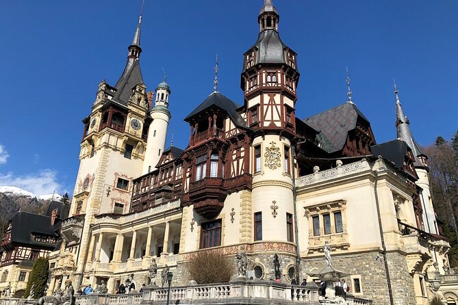 Bucharest to Dracula Castle, Peles Castle and Brasov Guided Tour - Bran Castle and the Dracula connection