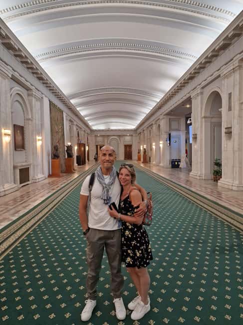 Bucharest: tour in the Parliament in Italian+exterior visit with guide - The Court of Appeal and Dâmbovița River