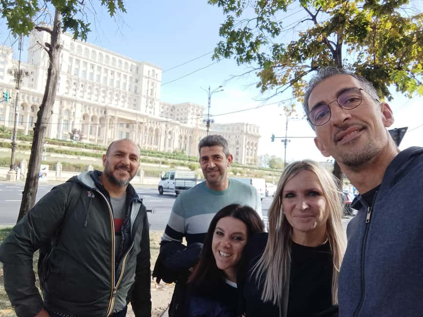Bucharest: tour in the Parliament in Italian+exterior visit with guide - Meeting at Strada Stavropoleos 5