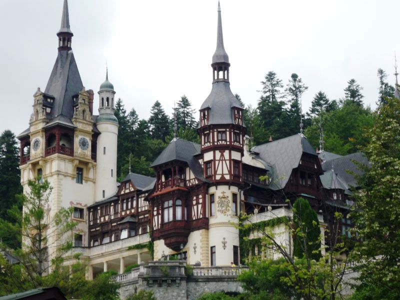 Bucharest: Transylvania and Dracula's Castle 2-Day Tour - Why two days gives Transylvania more room