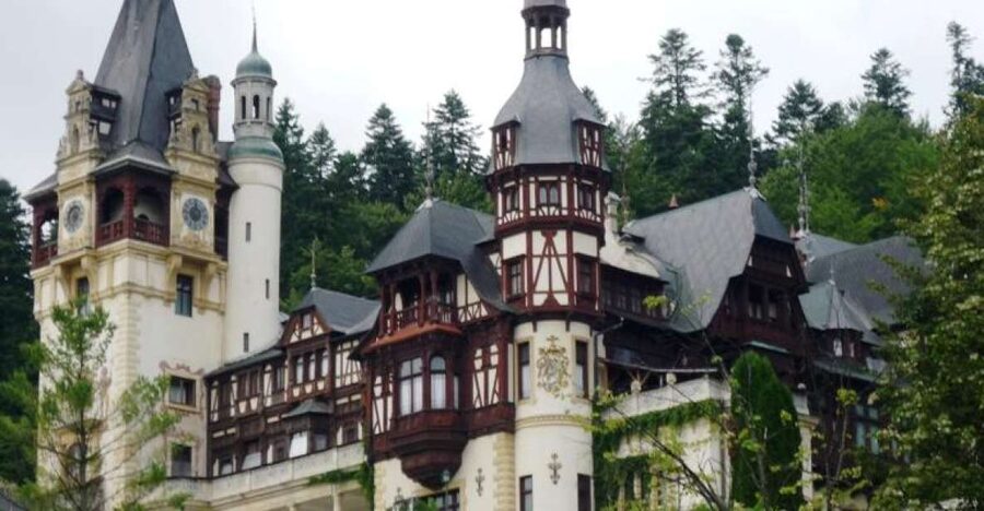 Bucharest: Transylvania and Dracula's Castle 2-Day Tour - Curtea de Arges begins the mountain crossing