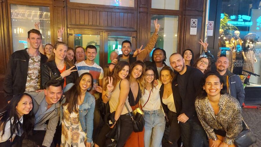 Bucharest: Weekend Pub Crawl - How to make the night better