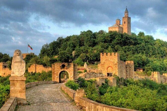 Bulgaria -Private Tour- Basarbovo, Arbanasi, Veliko Tarnovo - Tsarevets Fortress, Bulgaria’s medieval centerpiece