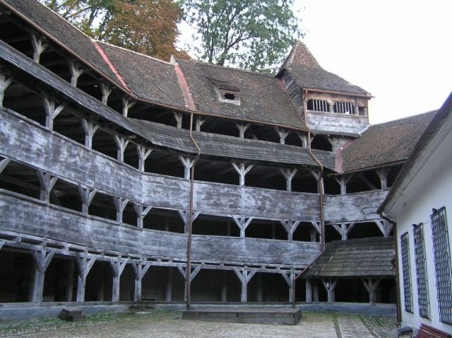 BV01 - City Tour Brasov in English: Secrets of Kronstadt - Why Brașov is best understood on foot