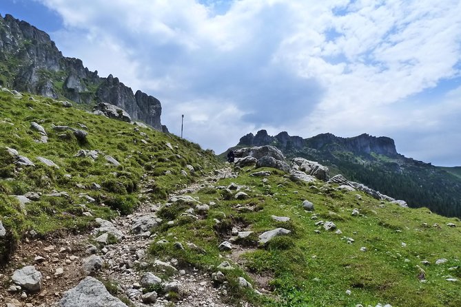 Carpathians in Romania: Bucegi Natural Park with native Spanish guide. - A wilder entry into Bucegi Natural Park