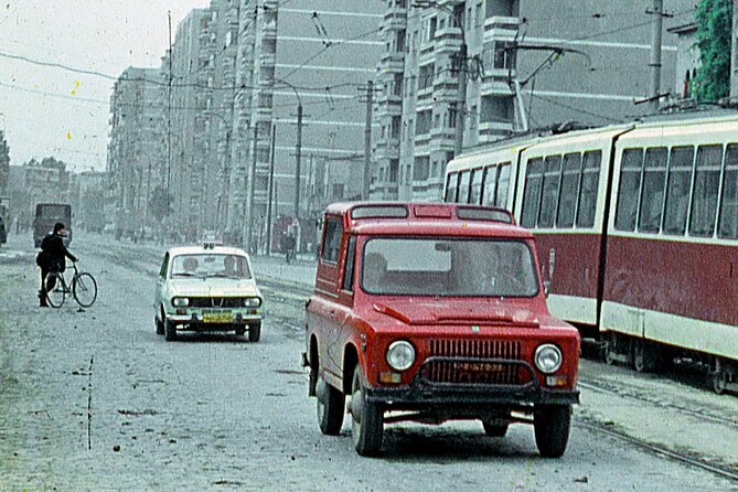 Communism Walking Tour from Lenin to Ceausescu in Bucharest - Old Town: an older city left behind