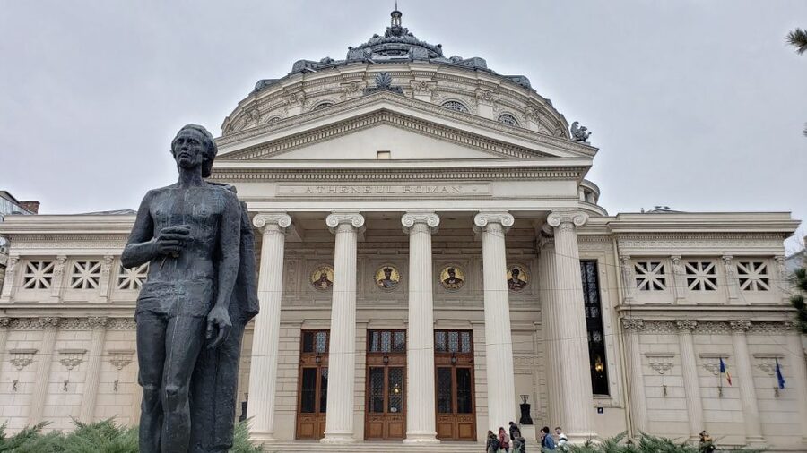 Discover Bucharest: Exclusive Half-Day Private City Tour - The Guide Style and What You Can Expect