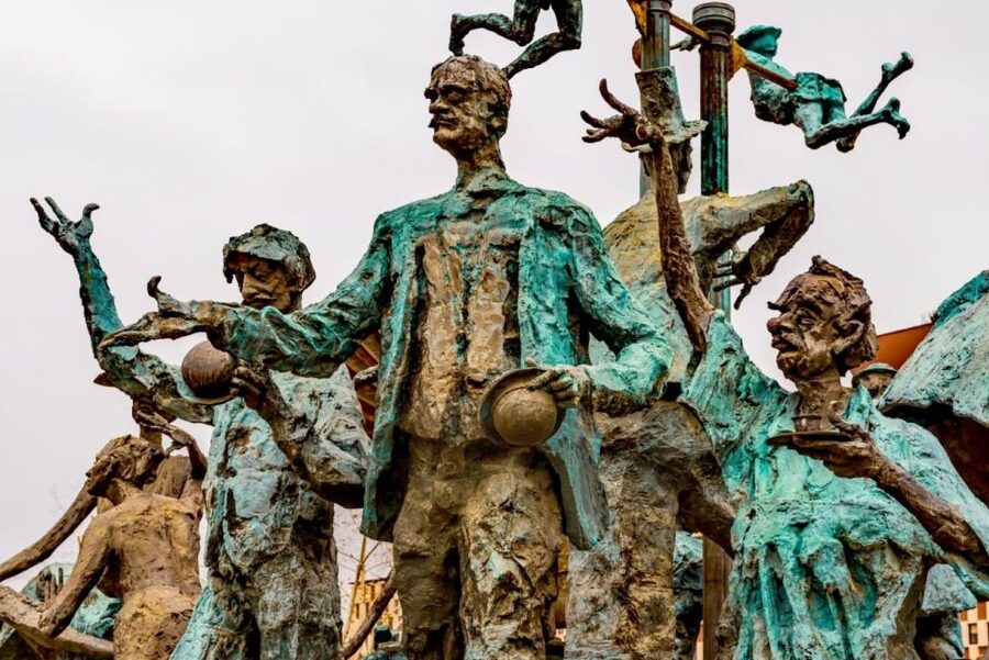 Discover Bucharest: Exclusive Half-Day Private City Tour - Who Should Choose This Bucharest Experience?