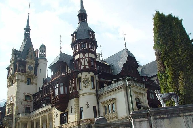 Dracula Private Tour - Dan’s guiding style and what to expect