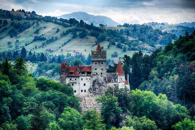 Dracula's Castle, Brasov and Peles Full-Day Tour from Bucharest - Peles Castle, Romania’s royal summer retreat