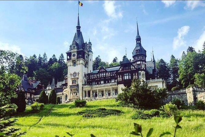 Dracula's Castle -Private Tour- with Brașov City and Peleș Castle - Who should book this day trip?