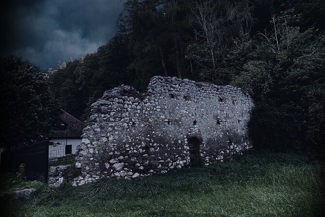 Dracula’s Tour – Vampires, Ghosts and Haunted Places in Bran - Queen Mary’s Crypt and Count Dracula’s secret