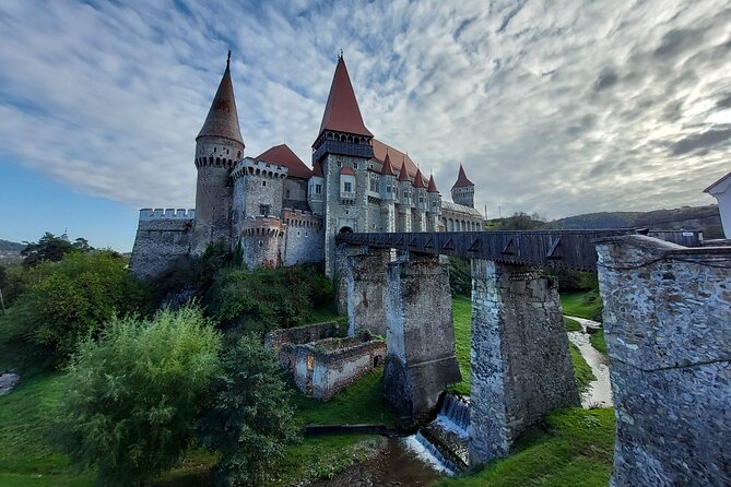 Exclusive Tour: Corvin Castle, Alba Iulia and traditional villages from Sibiu - What You Get for $156.18